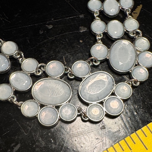 Statement necklace with light blue accents - Picture 2 of 3